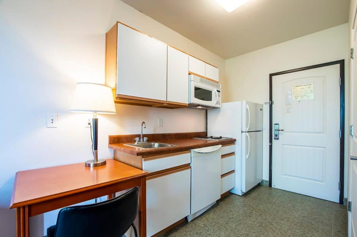 Sierra Vista Studio Apartment With Full Kitchen And King Bed מראה חיצוני תמונה
